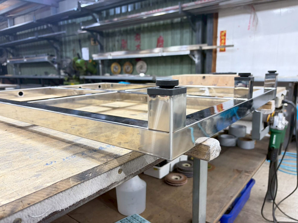 白鐵架 門片維修